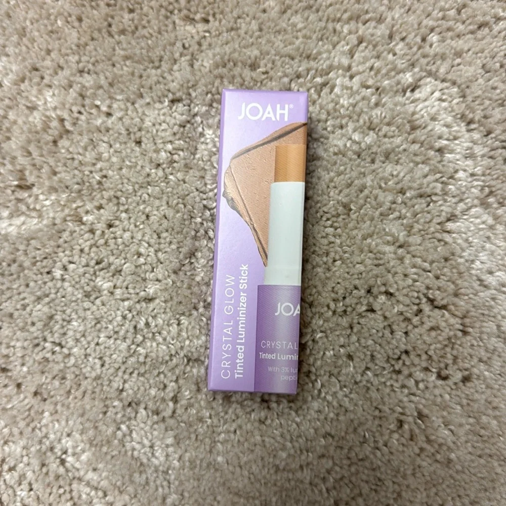 MW020 JOAH Crystal‎ Glow Tinted Luminizer Stick - Medium Warm